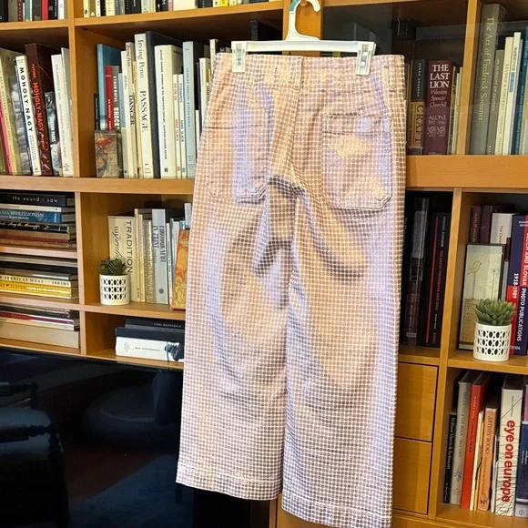 Anthropologie Pink and White Polka Dot Cropped Pants - Picture 8 of 11